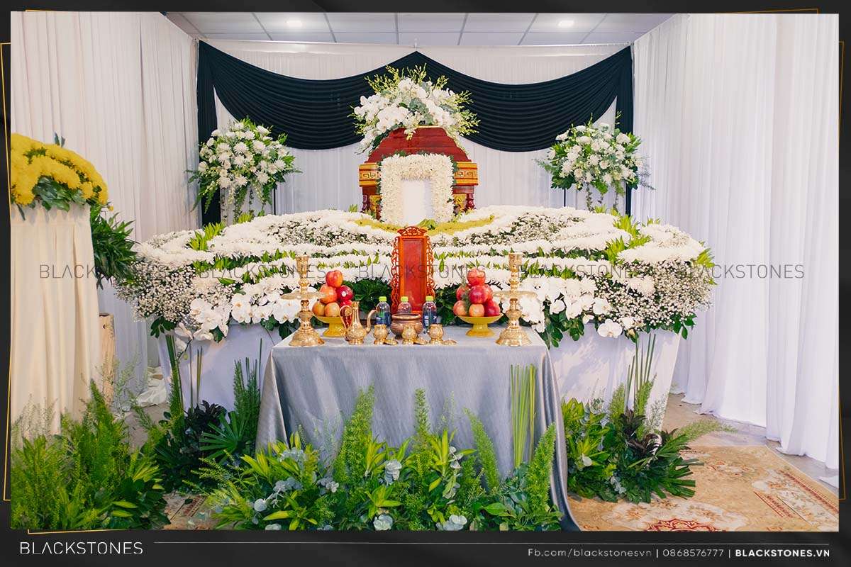 Trang trí hoa trong tang lễ