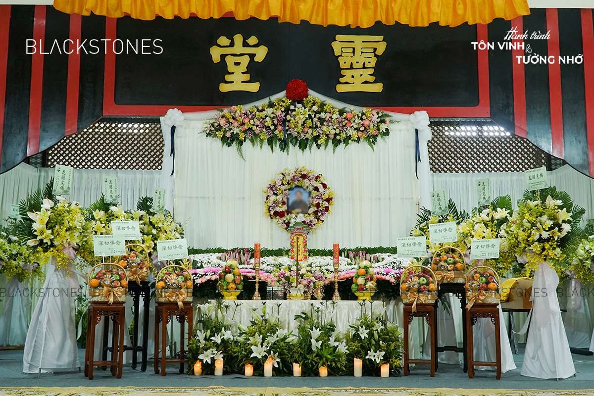 Tổ chức tại nhà tang lễ Nguyễn Tri Phương