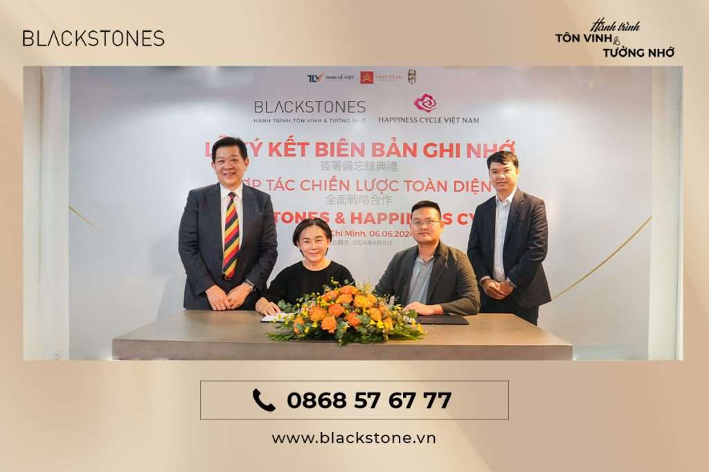 Lễ kí kết biên bản ghi nhớ giữa Blackstones và Happiness Cycle