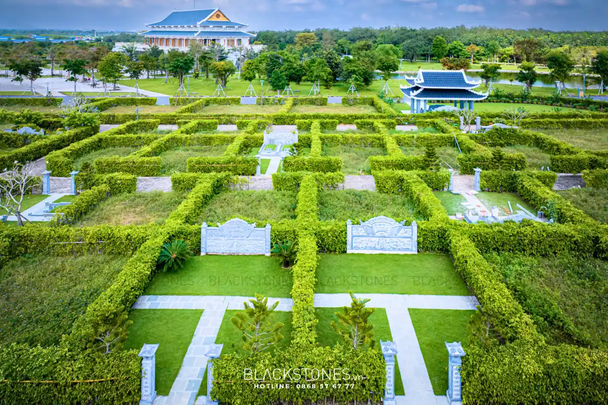mộ đôi nghĩa trang Sala Garden, Đồng Nai (1)