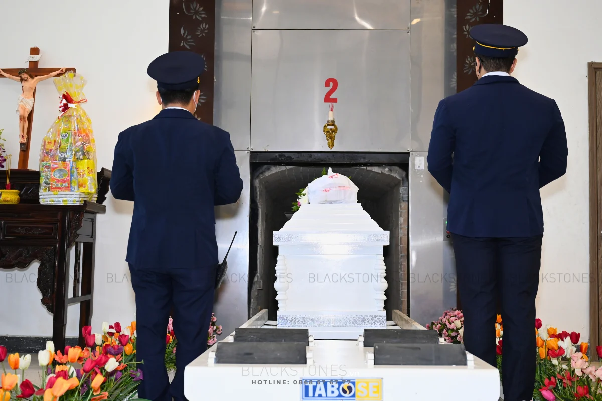 quan tài Tang lễ tiêu chuẩn Công giáo - nhà hỏa táng hòa lạc viên (3)