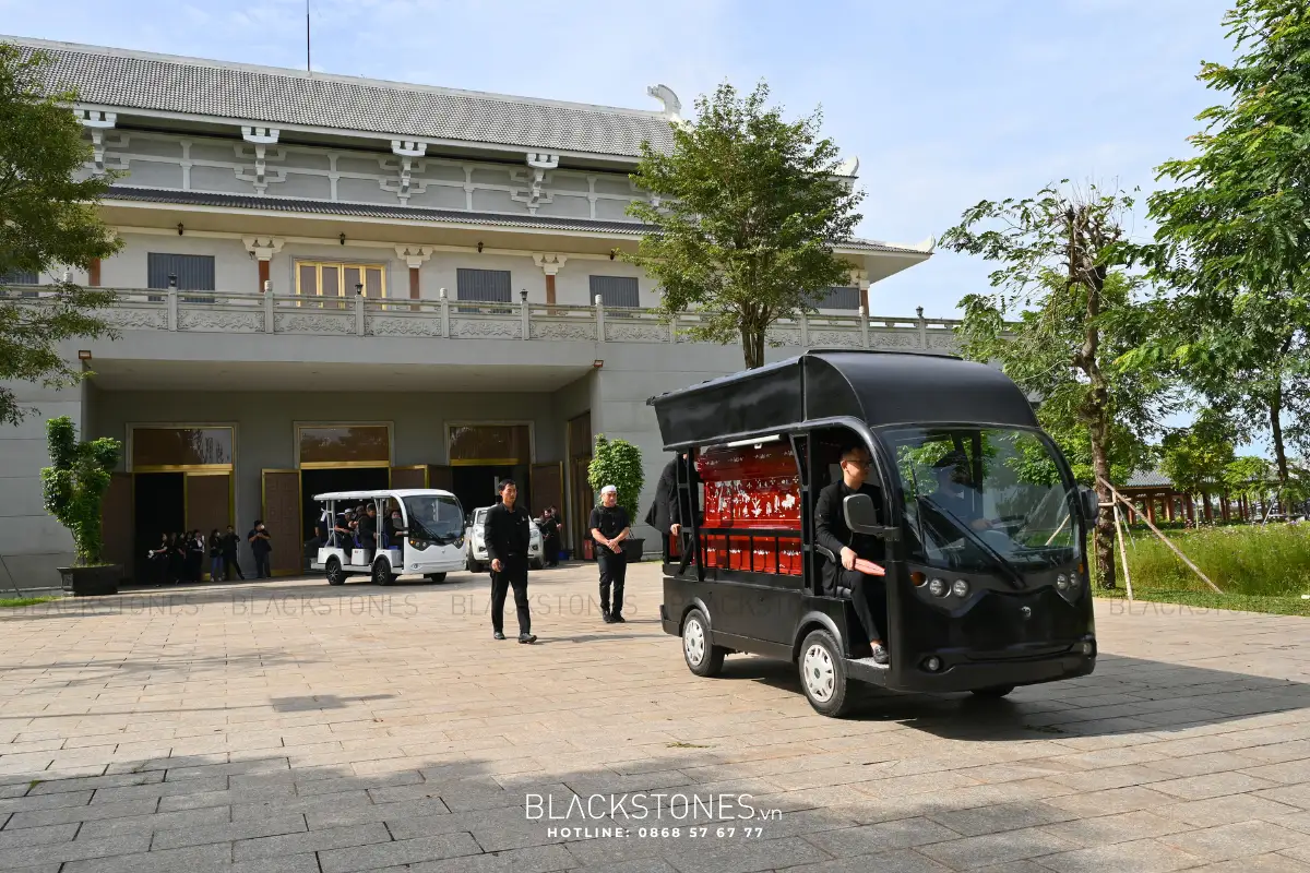 xe Tang lễ cao cấp Hằng Sống Công giáo - Nhà tang lễ Sala Garden (1)