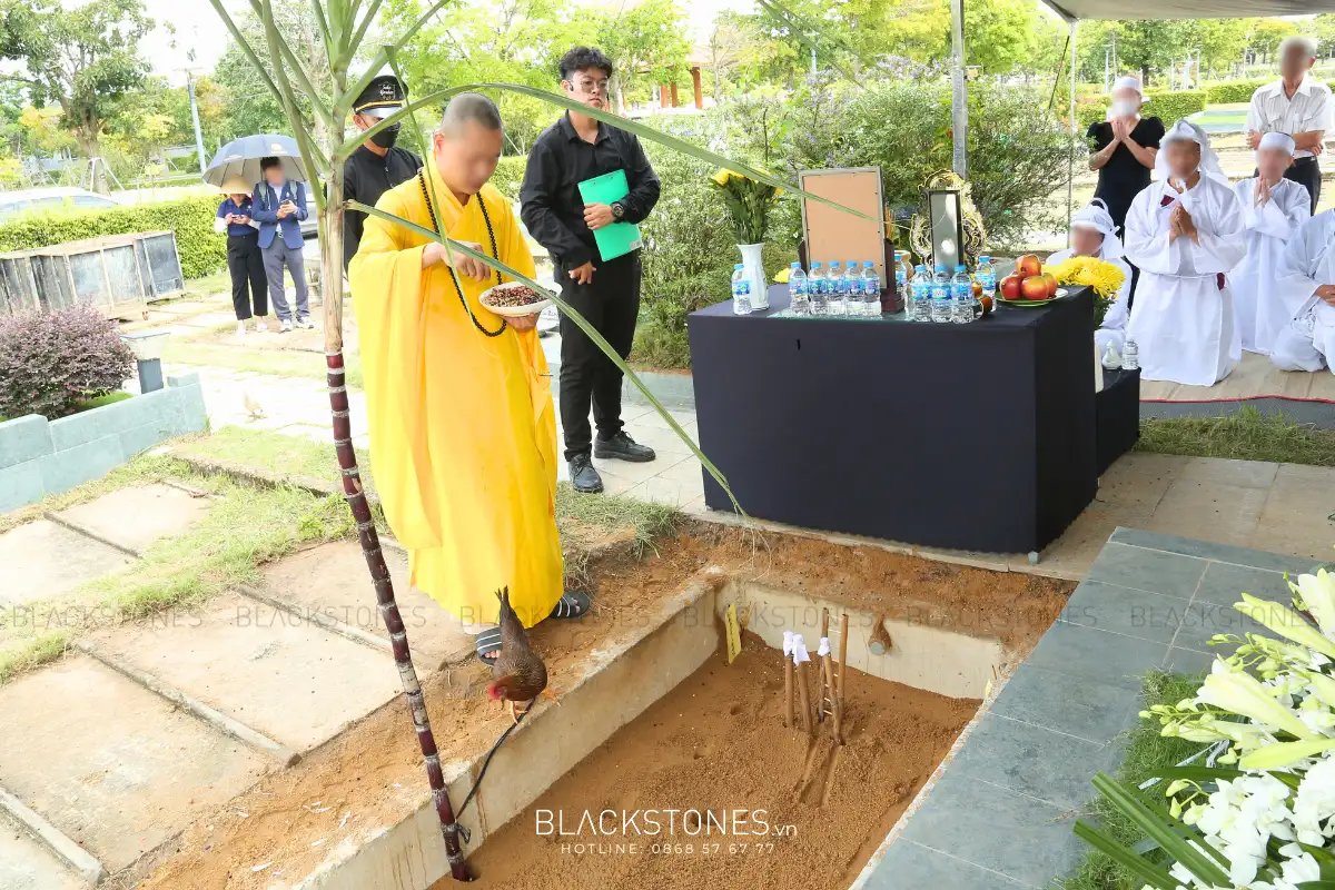 Chôn cất Cao cấp Vĩnh Lạc Phật giáo - Nghĩa trang Sala Garden, Đồng Nai (1)